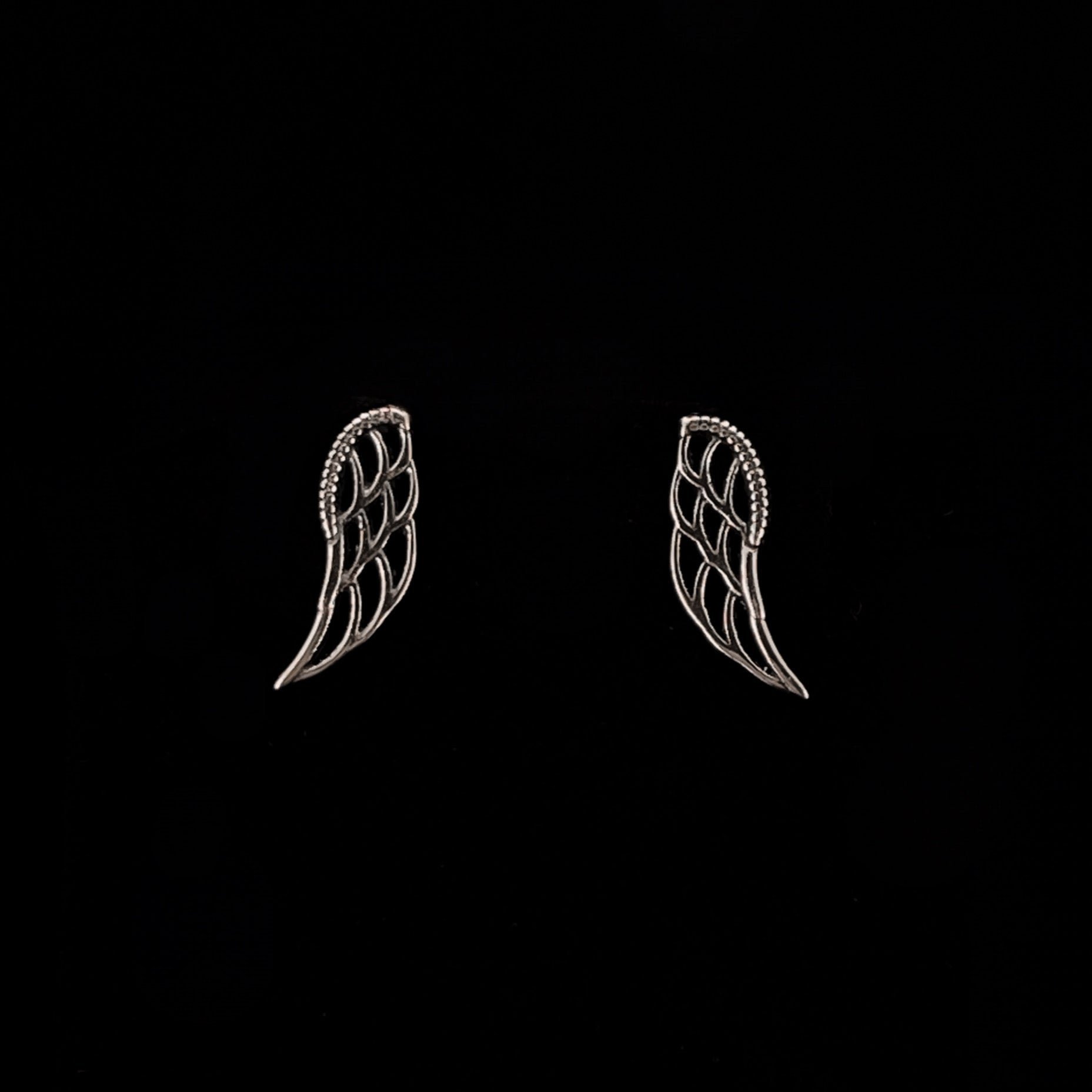 ANGEL WINGS EARRING Banana Blvd