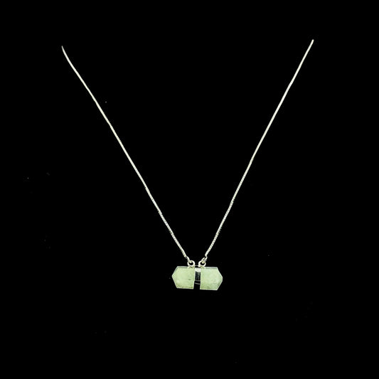 MOTHER NATURE CRYSTAL NECKLACE Banana Blvd