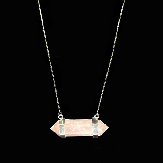 MARESIA QUARTZ NECKLACE Banana Blvd