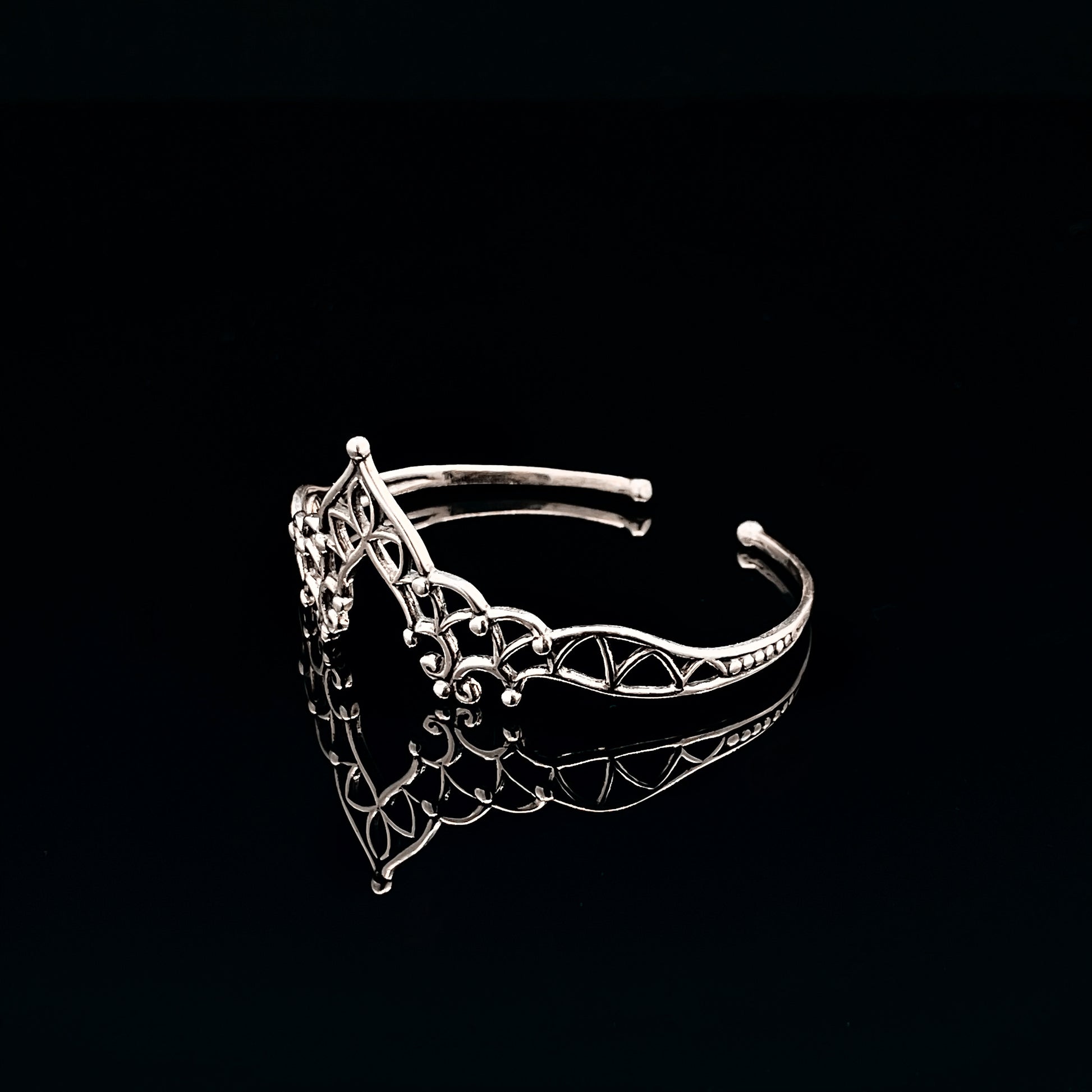 925 SILVER BOHO CROWN CUFF Banana Blvd